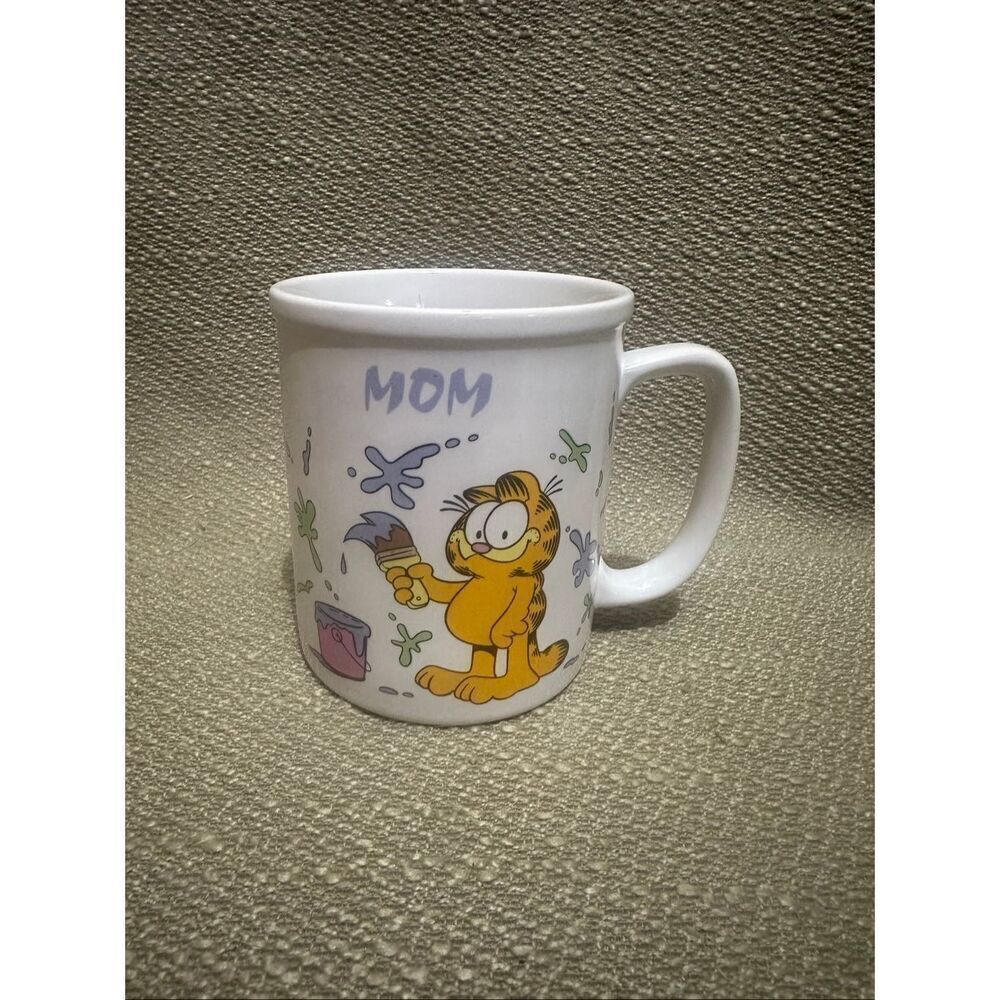 Vintage 1978 Garfield Cat Ceramic Coffee Tea Cup Mug Mom